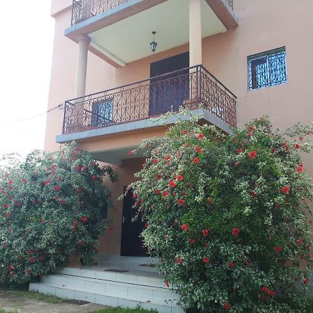 Hotel Lobe Kribi Exteriör bild